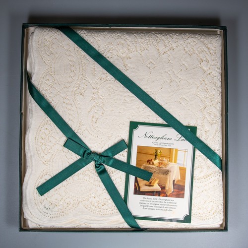 Vintage laura ashley - laura,