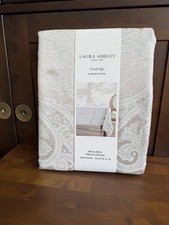 Laura Ashley Table cloth-