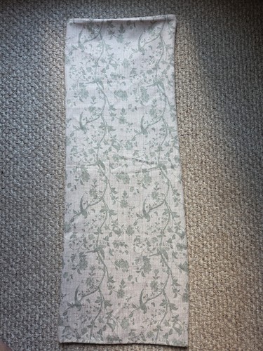 Laura ashley tablecloth toile - ashley,