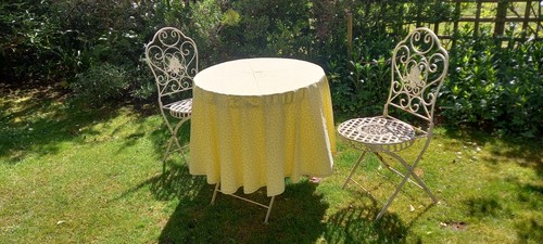 Laura ashley vintage circular - laura,